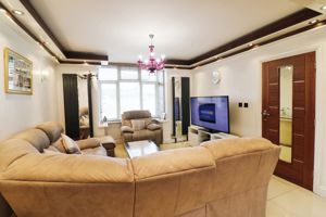 Photo 17- click for photo gallery